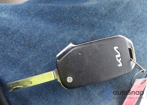 2022 Kia Forte Lxs z USA, uszkodzony, nr VIN 3KPF24AD9NE494905